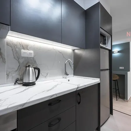 Venus, Nilie Hospitality Mgmt Apartment