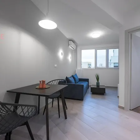 Venus, Nilie Hospitality Mgmt Apartment
